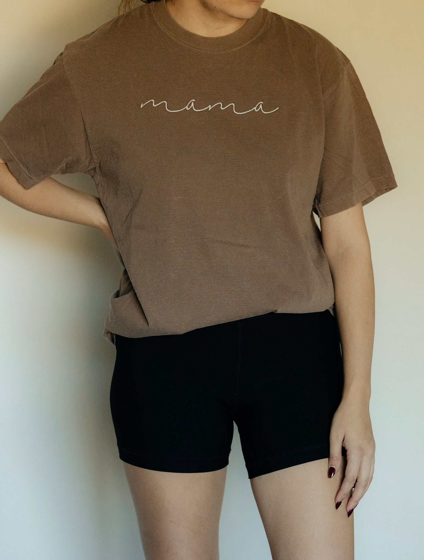 MAMA EMBROIDERED T-SHIRT