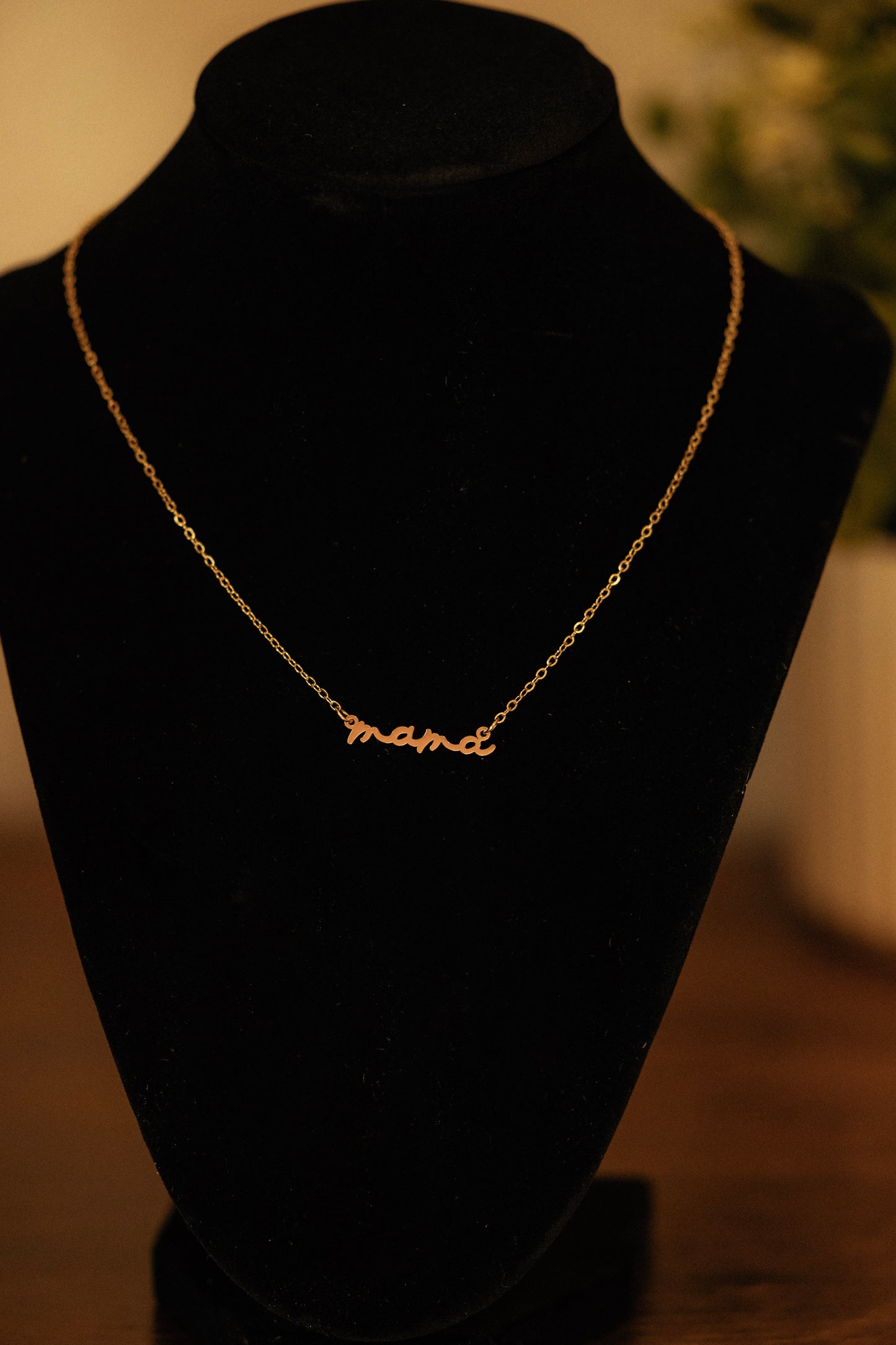 MAMA NECKLACE GOLD
