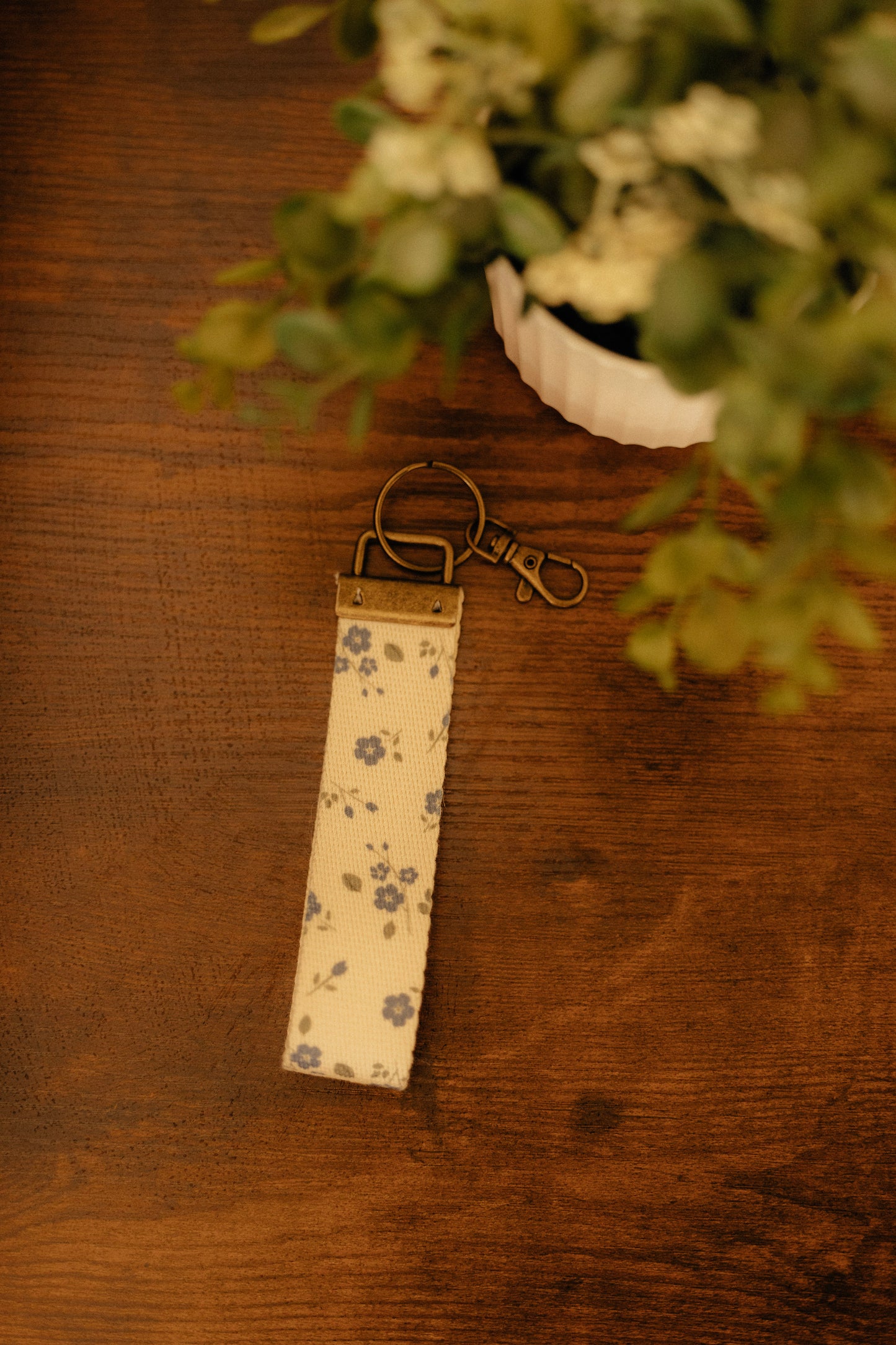 CANVAS WRISTLET KEYCHAIN