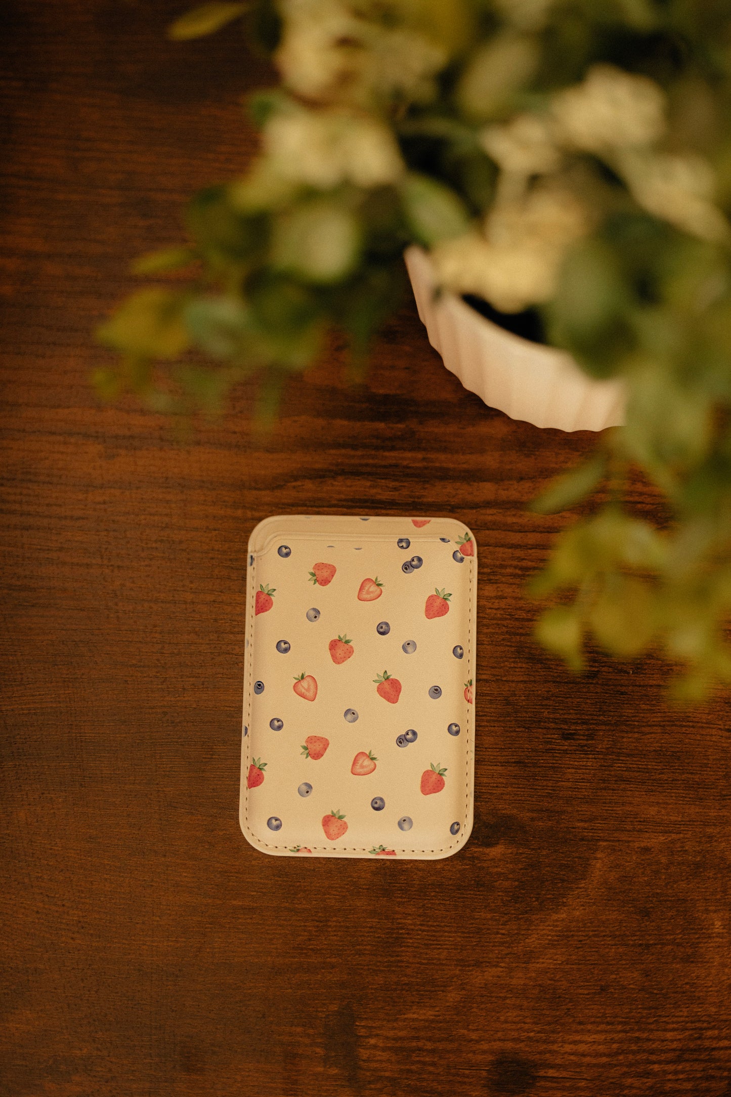 MAGNETIC PHONE WALLET