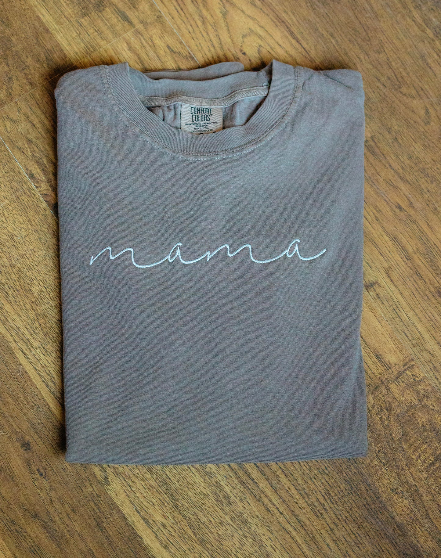 MAMA EMBROIDERED T-SHIRT