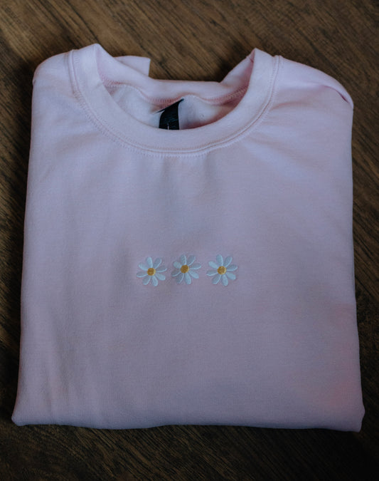DAISY EMBROIDERED SWEATSHIRT/CREWNECK