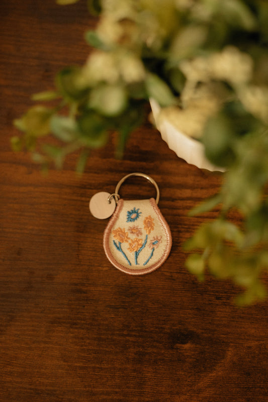 PINK FLORAL EMBROIDERED PATCH KEYCHAIN