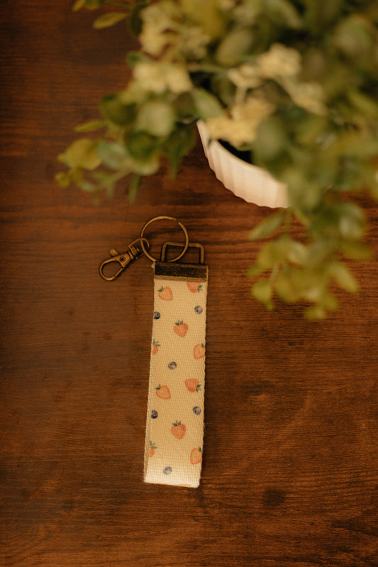 CANVAS WRISTLET KEYCHAIN