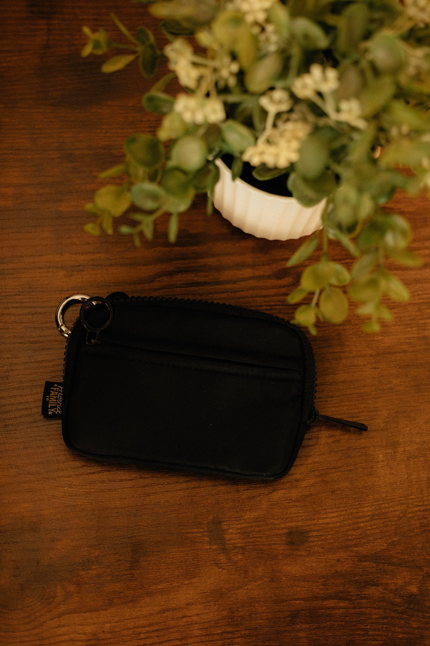 COMPACT CARD HOLDER AND CANVAS WRISTLET KEYCHAIN