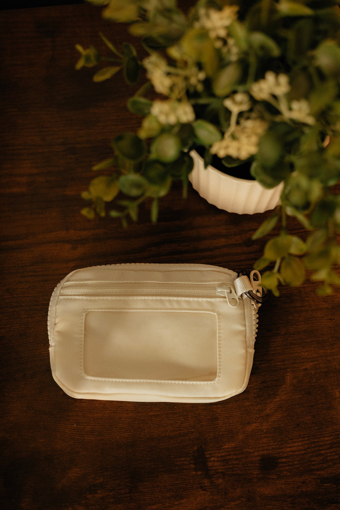 COMPACT CARD HOLDER AND CANVAS WRISTLET KEYCHAIN