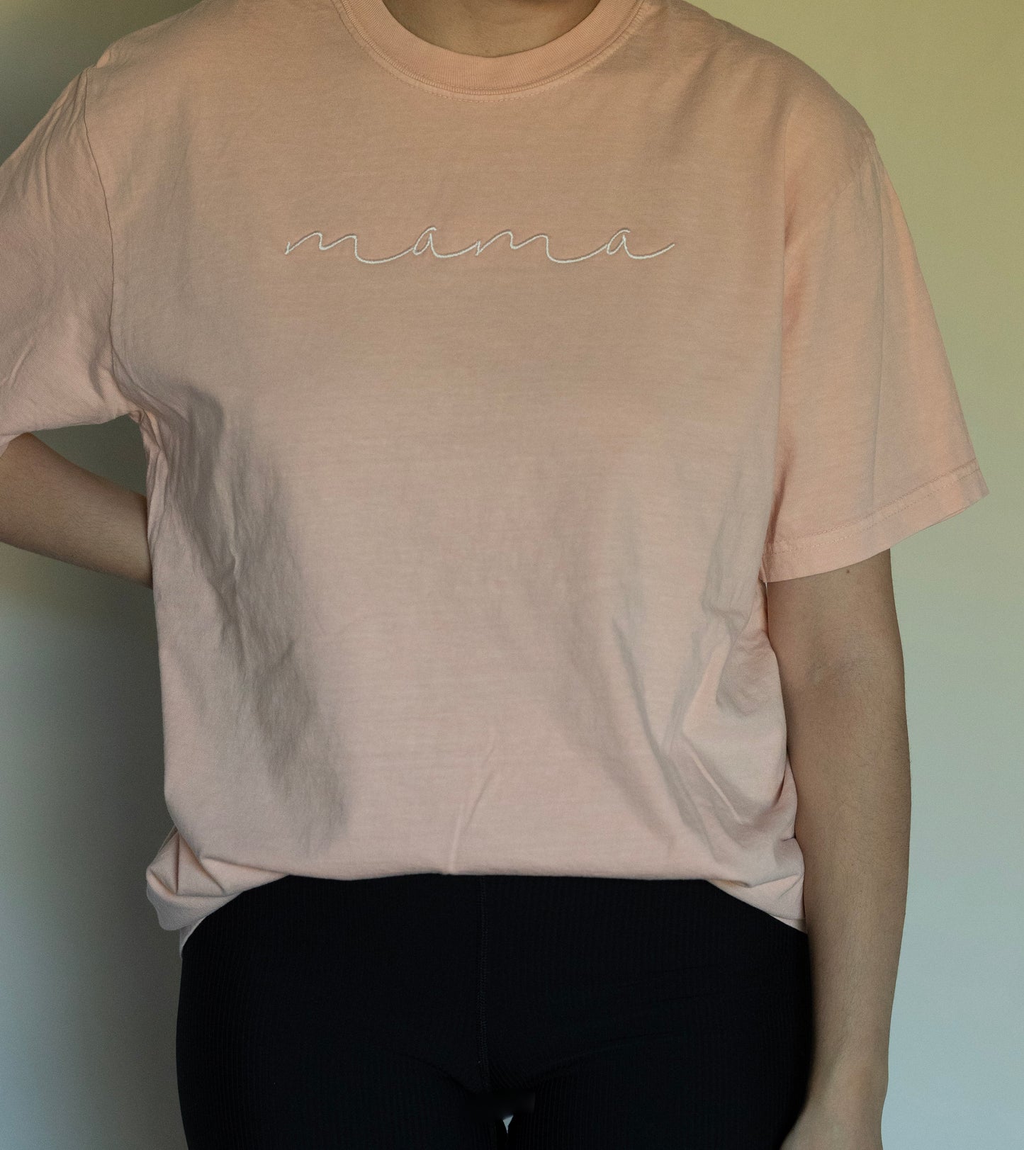MAMA EMBROIDERED T-SHIRT
